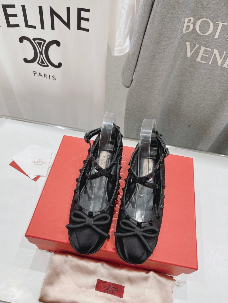 Valentino flat shoes